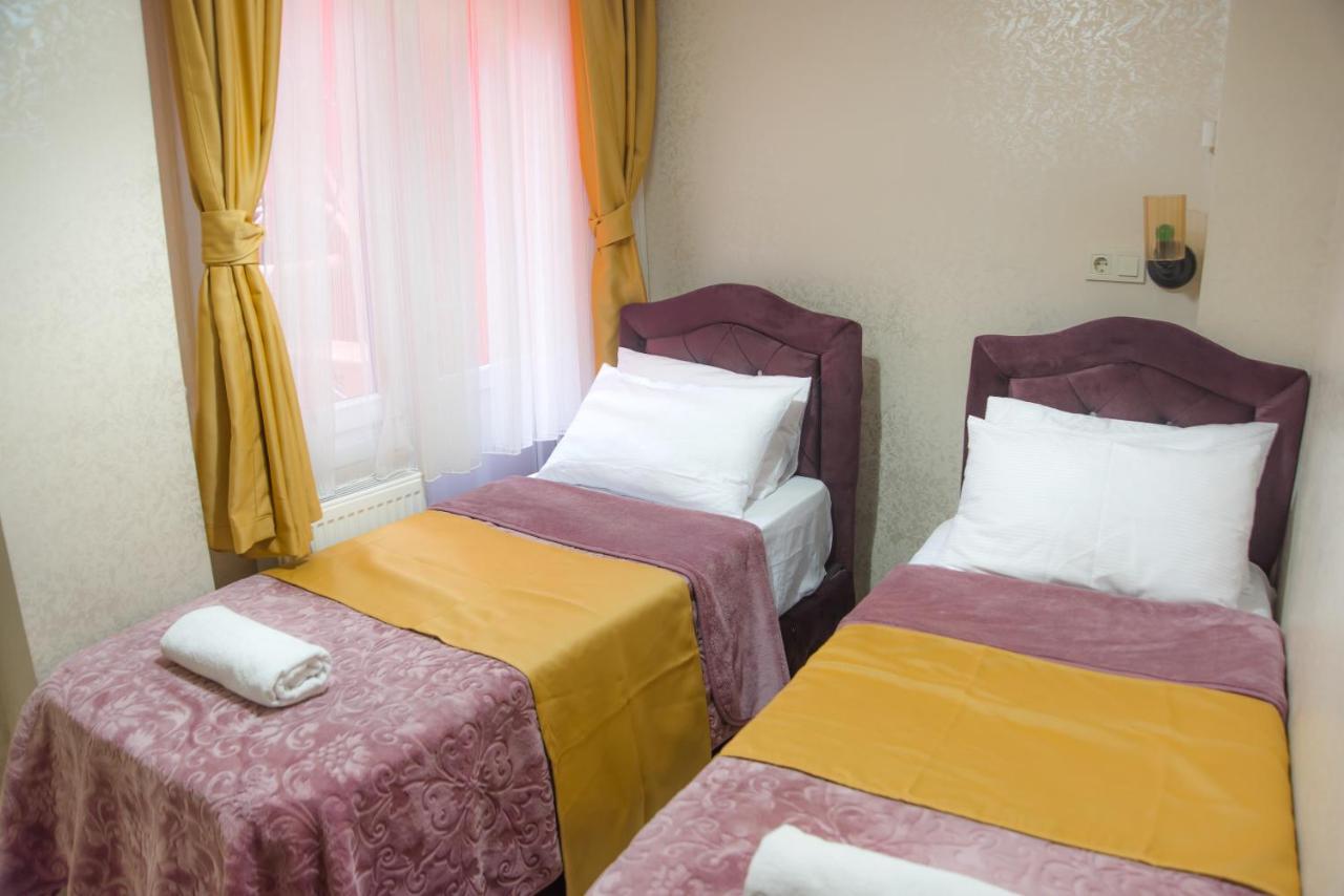 Oez Duenya Hotel Istanboel Buitenkant foto