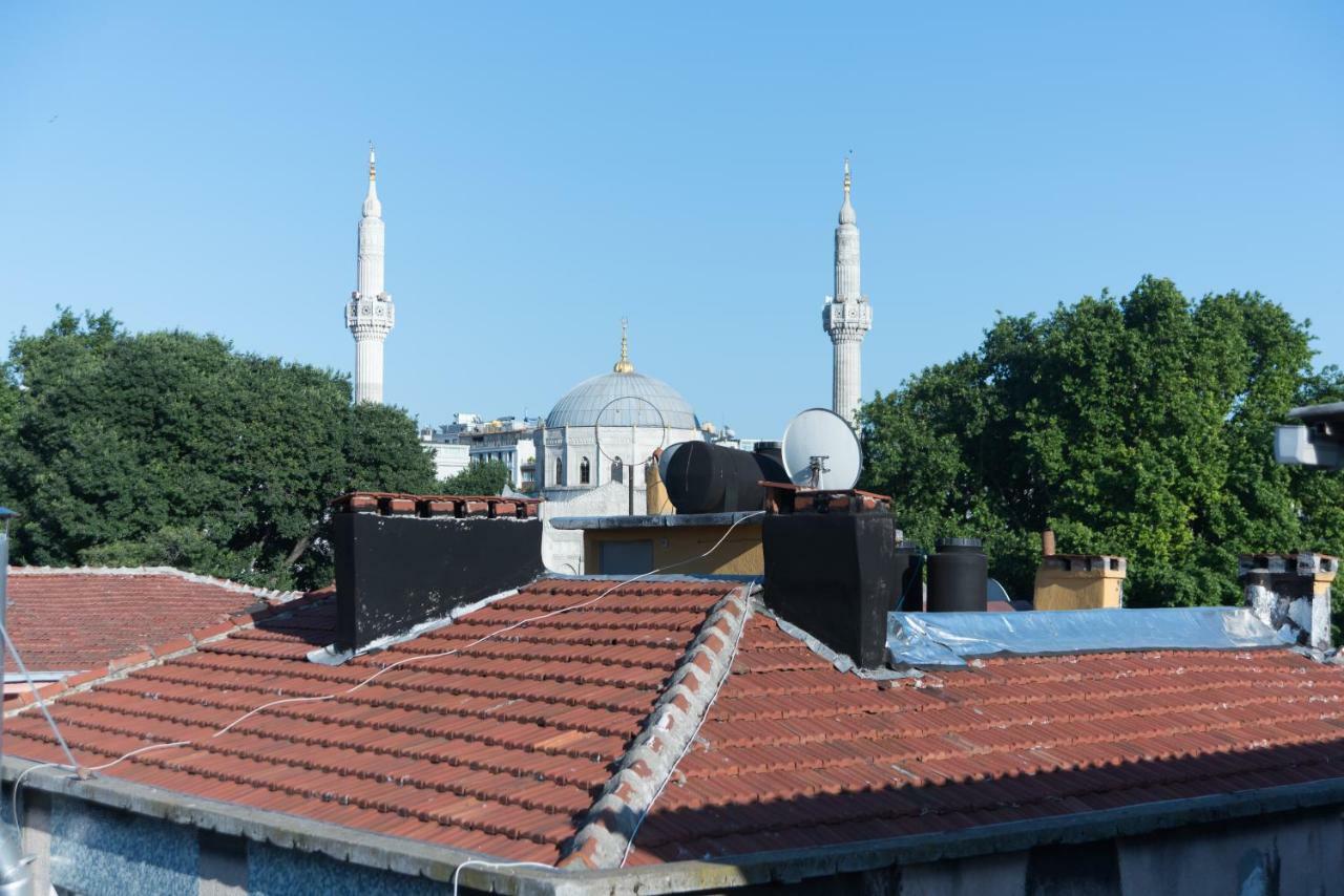 Oez Duenya Hotel Istanboel Buitenkant foto